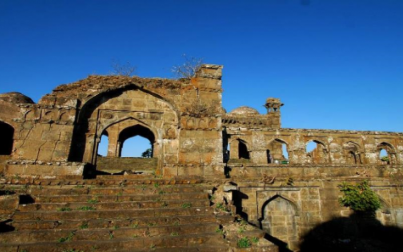 Gawilgarh Fort