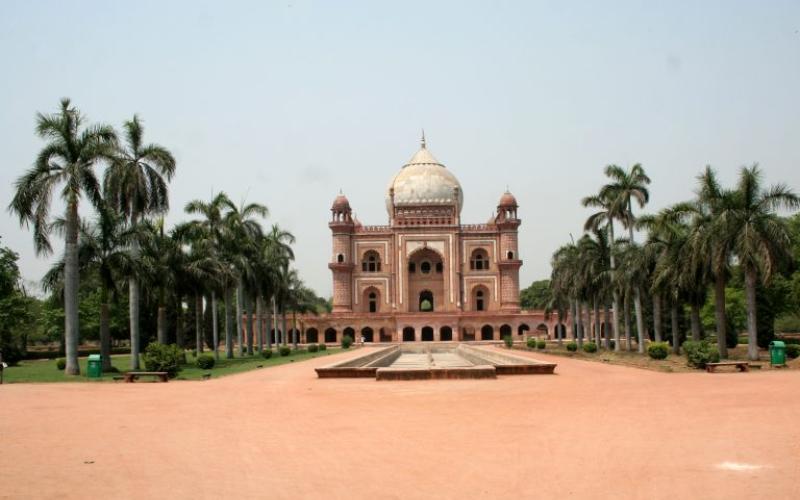 Safdarjung Tomb