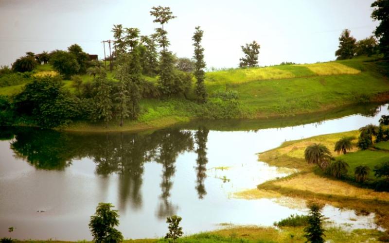 Dudhani Lake ( Dudhani - DADRA & NAGAR HAVELI)