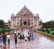 Akshardham Temple and Fountains